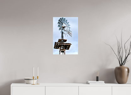 Rustic Windmill – A Tribute to Timeless Americana