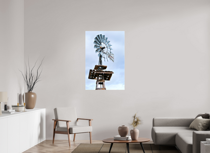 Rustic Windmill – A Tribute to Timeless Americana