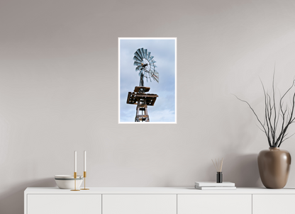 Rustic Windmill – A Tribute to Timeless Americana
