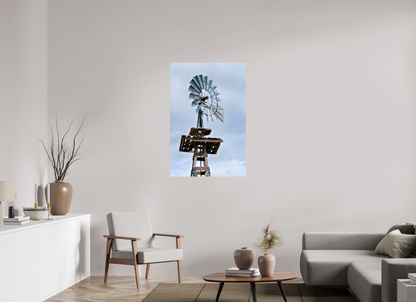 Rustic Windmill – A Tribute to Timeless Americana