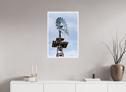 Rustic Windmill – A Tribute to Timeless Americana